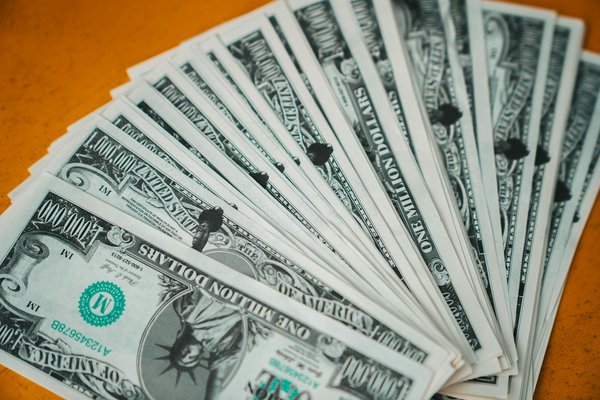 Comment l'assurance couvre-t-elle les risques liés aux entreprises de phytoremédiation?